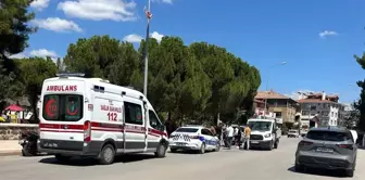 Çorum'un Osmancık ilçesinde motosiklet ile hafif ticari araç çarpıştı, sürücü yaralandı