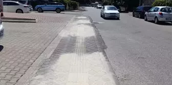 Kemer Belediyesi Yol ve Kaldırım Çalışmalarına Devam Ediyor