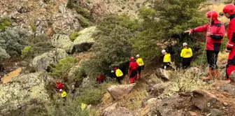 Kayseri'de sele kapılan kişiyi arama çalışmaları sürüyor