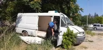 Eskişehir'de Metruk Araçlara Yönelik Çalışma: 15 Hurda Araç Kaldırıldı