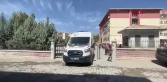 Şanlıurfa'da Okulda Doğum Günü Kutlamasında Zehirlenme Şüphesi