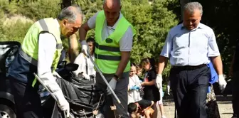 Osmaniye'de Gönüllü Gençlerden Çevre Temizliği