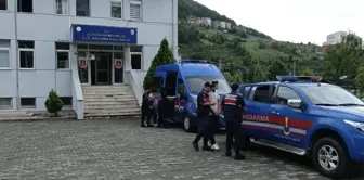 Artvin'de Narkotik Operasyonu: 15 Kilo Esrar Ele Geçirildi