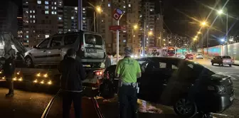 Kayseri'de Trafik Kazasında 5 Yaralı, Kaçan Sürücü Aranıyor