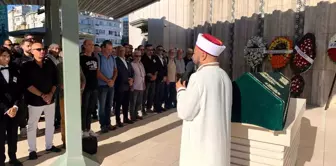 Öğretmen Pilot Ünal Aster için Taksim Camii'nde Cenaze Töreni Düzenlendi