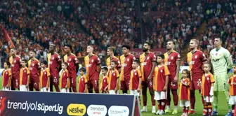 Galatasaray, Kasımpaşa Karşısında 6 Değişiklikle Sahaya Çıktı