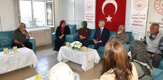 Karaman Valisi Çiçekli, Dünya Yaşlılar Günü'nde Huzurevi Ziyareti Gerçekleştirdi