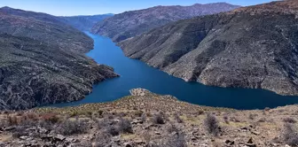 Karakaya Baraj Gölü Manzarası Dronla Görüntülendi