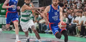 Anadolu Efes, Bursaspor Basketbol'u 99-78 Yendi