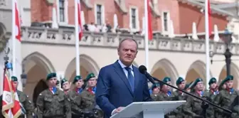 Polonya Başbakanı Tusk: Sığınma Hakkı Geçici Olarak Askıya Alınabilir