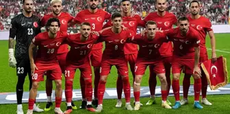 İzlanda maçı ertelenecek mi? Futbolseverlerin beklediği haber geldi