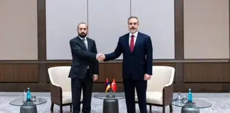 Hakan Fidan ve Ararat Mirzoyan İstanbul'da Görüştü