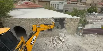 Kapadokya'da Ruhsatsız Restoran Yıkıldı