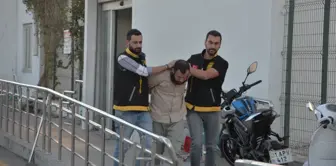 Adana'da Aile İçinde Kanlı Olay: İki Kadın Öldürüldü, Bir Adam Ağır Yaralandı