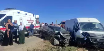 Kızıltepe'de Minibüs ve Otomobil Çarpıştı: 1 Yaralı