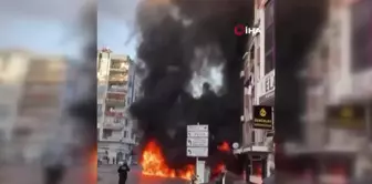 Antalya'da Cam Yüklü Kamyonet Yangını, Mahallede Panik Yarattı