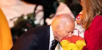 ABD Başkanı Joe Biden Beyaz Saray'ın Cadılar Bayramı partisinde üç bebeği ısırdı