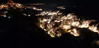 Kapadokya'da Gece Müzeciliği: Güvercinlik Vadisi Aydınlatıldı