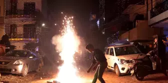 Yeni Delhi, Diwali Festivali'nde Havai Fişekler Nedeniyle Dünyanın En Kirli Şehri Oldu