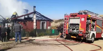 Ankara'da Yangın Annesinde Fenalık Geçiren Kadın