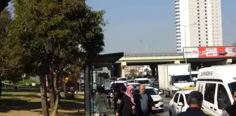 Pendik'te Yol Kenarında Erkek Cesedi Bulundu