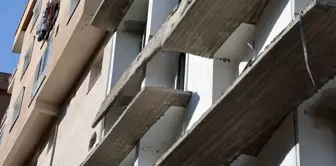 İzmir'de İnşaatta Balkon Çökmesi: 39 Yaşındaki İşçi Hayatını Kaybetti