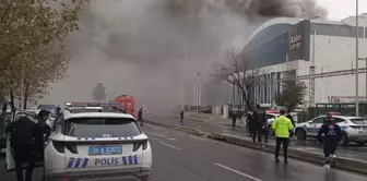 Esenyurt'ta fabrikada yangın çıktı! Esenyurt yangın söndürüldü mü, son durum ne?