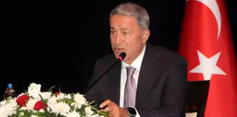 Hulusi Akar: 'Bizim tek hedefimiz, derdimiz teröristler'