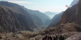 Niğde Aladağlar'da yürüyüşe çıkan yabancı uyruklu ikizler kayboldu