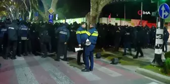 Gürcistan'da Protestoculara Polis Müdahalesi