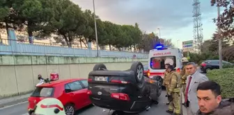 Sarıyer'de Devrilen Otomobil Trafik Yoğunluğu Yarattı