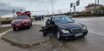 Amasya'da Cip ve Otomobil Çarpıştı: 4 Yaralı