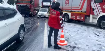 Bolu Tüneli'nde Zincirleme Trafik Kazası: Van Hak Arama Kurtarma Ekipleri Müdahalede Bulundu