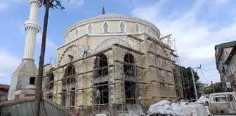 Kaynarca'da Cami İnşaatında İşçi Düşerek Yaralandı