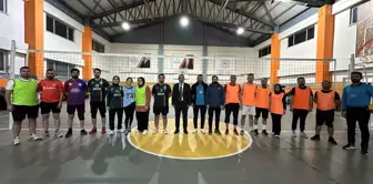 Yüksekova'da 420 Öğretmenle Voleybol Turnuvası Düzenlendi