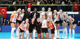 Eczacıbaşı Dynavit, Fransa'da Levallois'u 3-0 Yenerek Galip Geldi