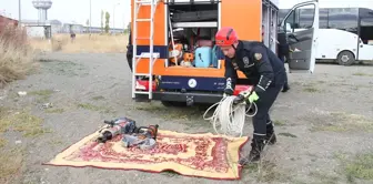 Van'da Polis Arama Kurtarma Ekibi Zorlu Eğitimlerle Olası Afetlere Hazırlanıyor