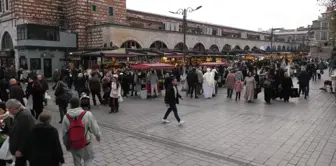 Özeleştiri Yaptığını Söyleyen Erdoğan'a Eminönü'nden Çağrı: Gelsinler, Dolaşsınlar, Görsünler Pazarların Halini