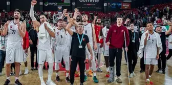 Karşıyaka, Darüşşafaka'yı Ağırlıyor