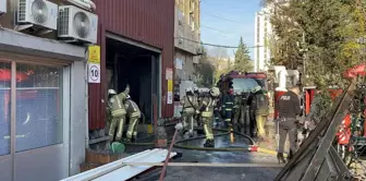 Zeytinburnu'ndaki Asansör Yangını Paniğe Neden Oldu