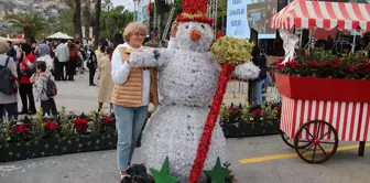 Alanya'da Uluslararası Yeni Yıl Pazarı Coşkusu