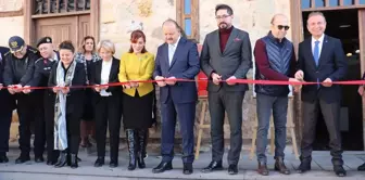 Kastamonu'da İlk Kadın Mitinginin 105. Yıldönümü için Seramik Sergisi Açıldı