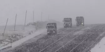 Kars'ta Kar Yağışı Ulaşımı Zorlaştırıyor