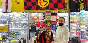 Eskişehirspor Taraftarlarından Forma Satışlarına Yoğun İlgi