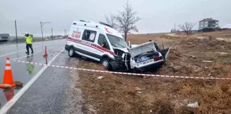 Yozgat'ta Ambulans ile Otomobil Çarpıştı: 1 Ölü