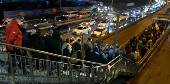 İstanbul'da haftanın ilk iş gününde trafik yoğunluğu yaşanıyor