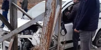 Konya'da Trafik Kazası: 1 Bebek ile 4 Kişi Yaralandı