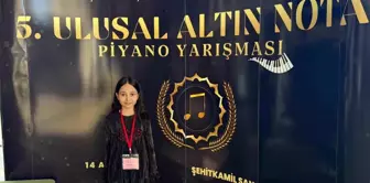 Ceyda Sayar, 5. Ulusal Altın Nota Piyano Yarışması'nda Türkiye Birincisi Oldu