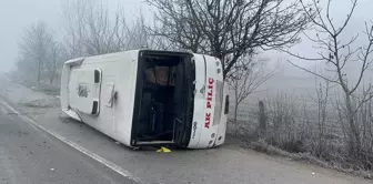 Bolu'da Midibüs Devrildi: 1 Ölü, 8 Yaralı