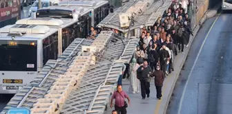 İstanbul'da bitmek bilmeyen trafik çilesi